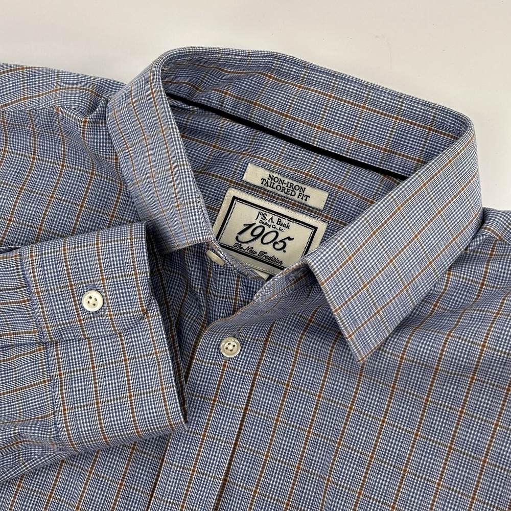 Jos A Banks Tailored Fit Blue Plaid Mens (15) Small Long Sleeve Button Up Shirt